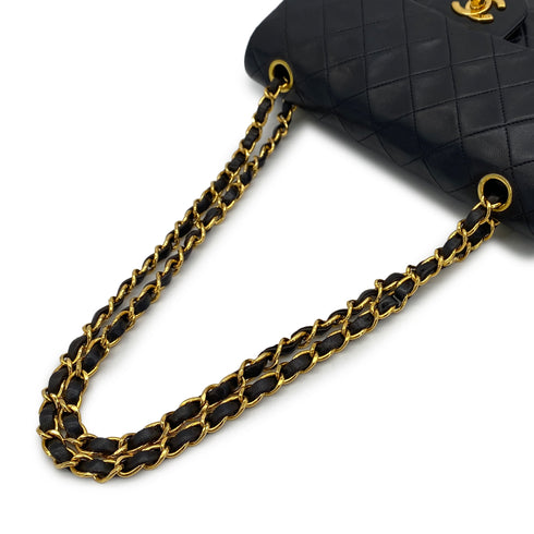 VINTAGE CHANEL CLASSIC FLAP SMALL CHAIN SHOULDER BAG BLACK LAMB SKIN GOLD HARDWARE 90324758