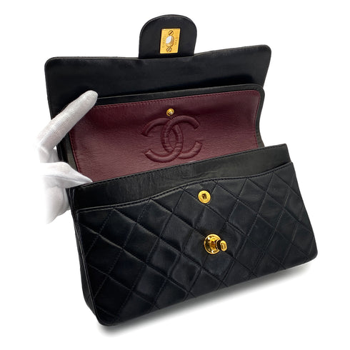 VINTAGE CHANEL CLASSIC FLAP SMALL CHAIN SHOULDER BAG BLACK LAMB SKIN GOLD HARDWARE 90324758