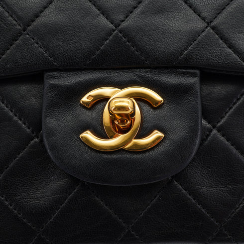 VINTAGE CHANEL CLASSIC FLAP SMALL CHAIN SHOULDER BAG BLACK LAMB SKIN GOLD HARDWARE 90326743
