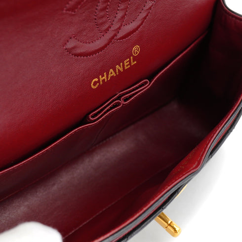 VINTAGE CHANEL CLASSIC FLAP SMALL CHAIN SHOULDER BAG BLACK LAMB SKIN GOLD HARDWARE 90326743