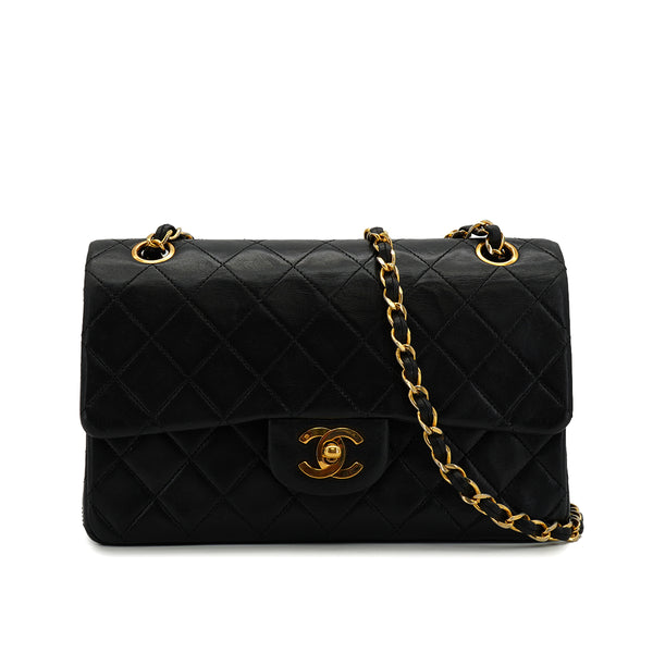 VINTAGE CHANEL CLASSIC FLAP SMALL CHAIN SHOULDER BAG BLACK LAMB SKIN GOLD HARDWARE 90328467