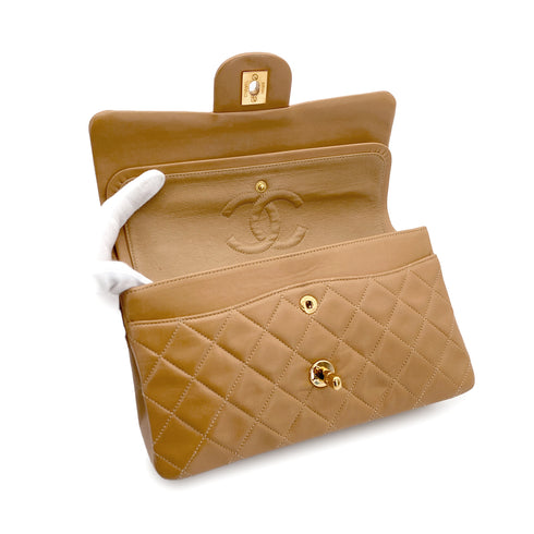 VINTAGE CHANEL CLASSIC FLAP SMALL CHAIN SHOULDER BAG LIGHT BROWN LAMB SKIN GOLD HARDWARE 90319926
