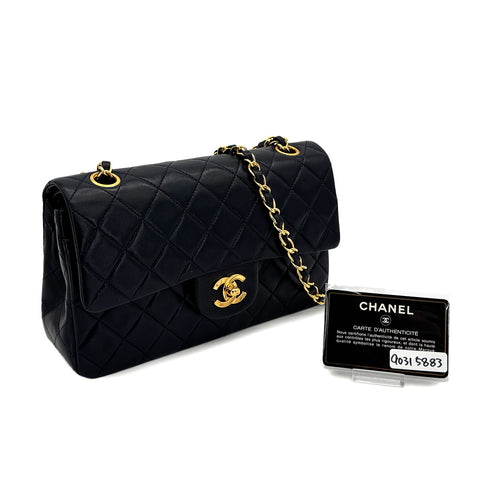 VINTAGE CHANEL CLASSIC FLAP SMALL CHAIN SHOULDER BAG NAVY LAMB SKIN GOLD HARDWARE 90315883