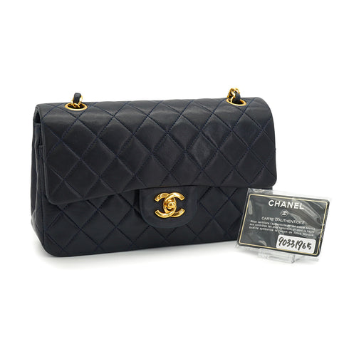 VINTAGE CHANEL CLASSIC FLAP SMALL CHAIN SHOULDER BAG NAVY LAMB SKIN GOLD HARDWARE 90331965