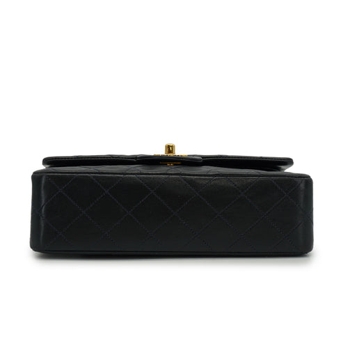 VINTAGE CHANEL CLASSIC FLAP SMALL CHAIN SHOULDER BAG NAVY LAMB SKIN GOLD HARDWARE 90338341