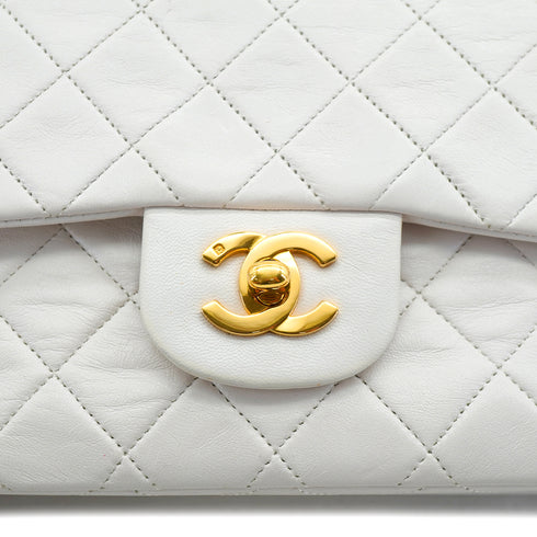 VINTAGE CHANEL CLASSIC FLAP SMALL CHAIN SHOULDER BAG WHITE LAMB SKIN GOLD HARDWARE 90327083