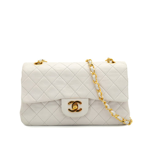 VINTAGE CHANEL CLASSIC FLAP SMALL CHAIN SHOULDER BAG WHITE LAMB SKIN GOLD HARDWARE 90327083