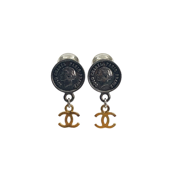 VINTAGE CHANEL COCOMARK EARRINGS COIN MOTIF GOLD BLACK ACCESSORY 96P 90321055