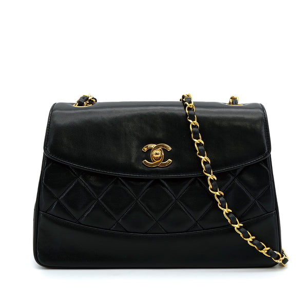 VINTAGE_CHANEL_COCOMARK_MATELASSE_CHAIN_SHOULDER_BAG_BLACK_LAMB_SKIN_GOLD_HARDWARE_90317010_japan