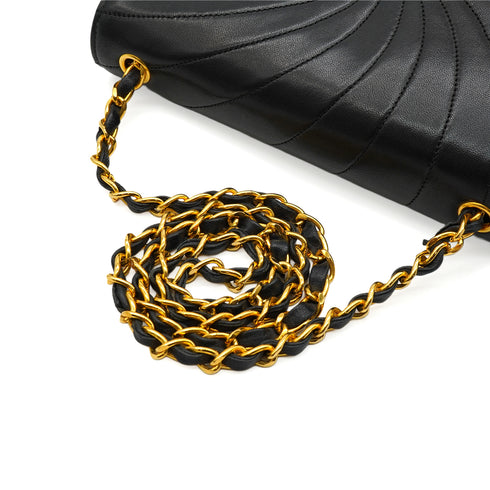 VINTAGE CHANEL COCOMARK SPIRAL QUILTING CHAIN SHOULDER BAG BLACK LAMB SKIN GOLD HARDWARE 90348488