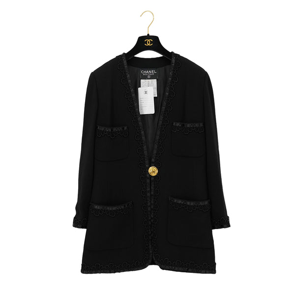 VINTAGE CHANEL COCO BUTTON FLOWER EMBROIDERY JACKET BLACK WOOL 40 RTW 90314892