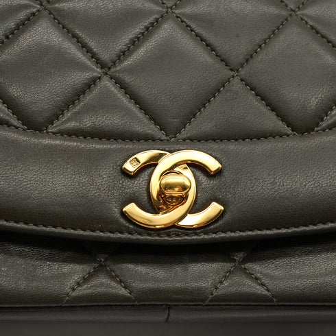 VINTAGE CHANEL DIANA MEDIUM CHAIN SHOULDER BAG KHAKI LAMB SKIN GOLD HARDWARE 90343619