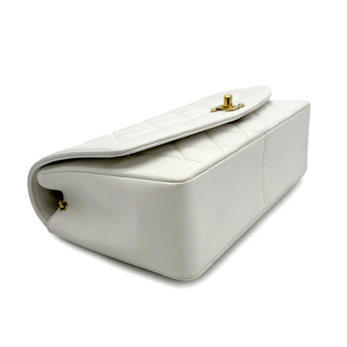 VINTAGE CHANEL DIANA MEDIUM CHAIN SHOULDER BAG WHITE LAMB SKIN GOLD HARDWARE 90313552