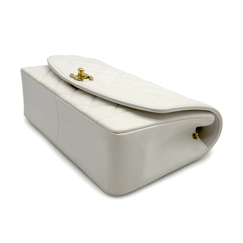 VINTAGE CHANEL DIANA MEDIUM CHAIN SHOULDER BAG WHITE LAMB SKIN GOLD HARDWARE 90313552