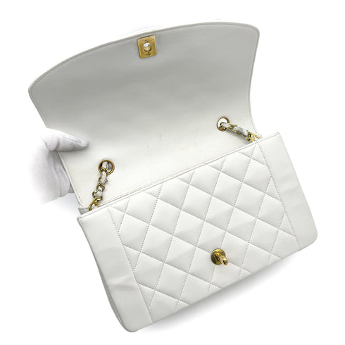 VINTAGE CHANEL DIANA MEDIUM CHAIN SHOULDER BAG WHITE LAMB SKIN GOLD HARDWARE 90313552
