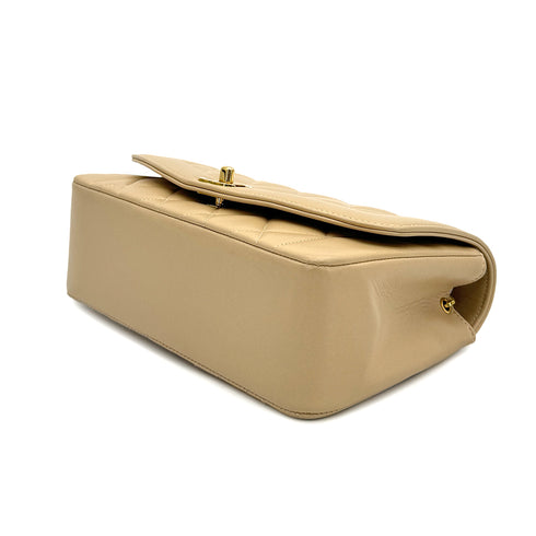 VINTAGE CHANEL DIANA SMALL CHAIN SHOULDER BAG BEIGE LAMB SKIN GOLD HARDWARE 90317865