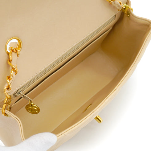 VINTAGE CHANEL DIANA SMALL CHAIN SHOULDER BAG BEIGE LAMB SKIN GOLD HARDWARE 90334269