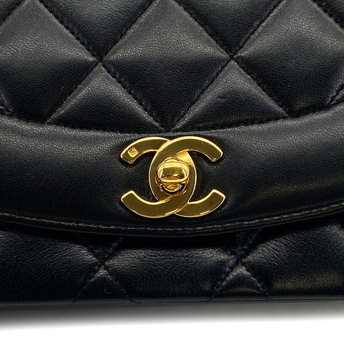 VINTAGE CHANEL DIANA SMALL CHAIN SHOULDER BAG BLACK LAMB SKIN GOLD HARDWARE 90324759