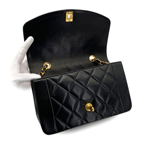 VINTAGE CHANEL DIANA SMALL CHAIN SHOULDER BAG BLACK LAMB SKIN GOLD HARDWARE 90314586