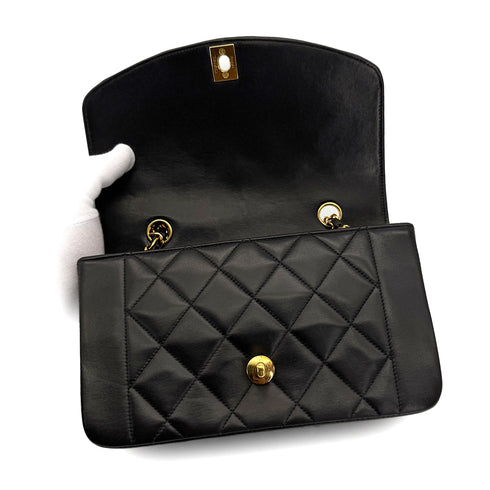VINTAGE CHANEL DIANA SMALL CHAIN SHOULDER BAG BLACK LAMB SKIN GOLD HARDWARE 90317178
