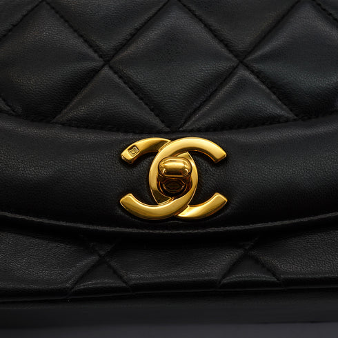 VINTAGE CHANEL DIANA SMALL CHAIN SHOULDER BAG BLACK LAMB SKIN GOLD HARDWARE 90337294