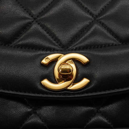 VINTAGE CHANEL DIANA SMALL CHAIN SHOULDER BAG BLACK LAMB SKIN GOLD HARDWARE 90342578