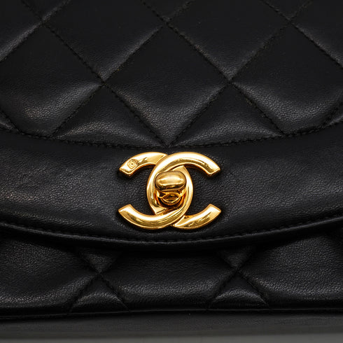 VINTAGE CHANEL DIANA SMALL CHAIN SHOULDER BAG BLACK LAMB SKIN GOLD HARDWARE 90348993