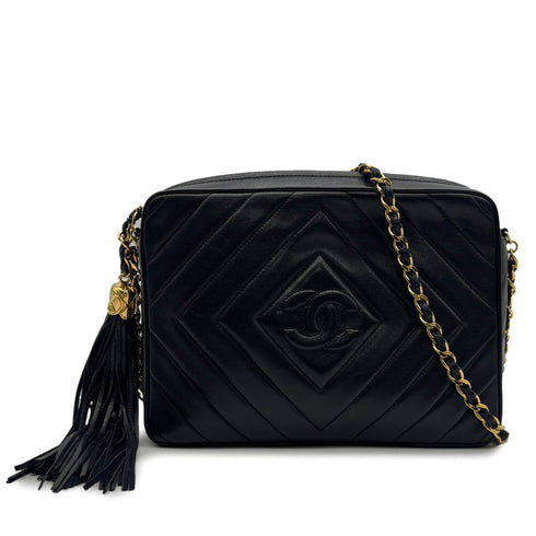 VINTAGE CHANEL DIA STITCH CHAIN SHOULDER BAG BLACK LAMB SKIN FRINGE GOLD HARDWARE 90318523