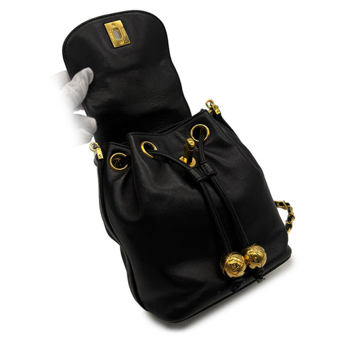 VINTAGE CHANEL DRAWSTRING CHAIN SHOULDER BAG BLACK LAMB SKIN GOLD HARDWARE 90329219