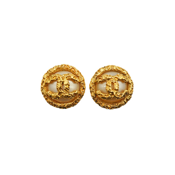 VINTAGE CHANEL EARRINGS COCOMARK FAUX PEARL ACCESSORY 93P 90333261