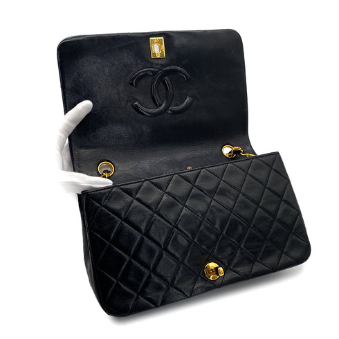 VINTAGE CHANEL FULL FLAP CHAIN SHUOLDER BAG BLACK LAMB SKIN GOLD HARDWARE 90324853