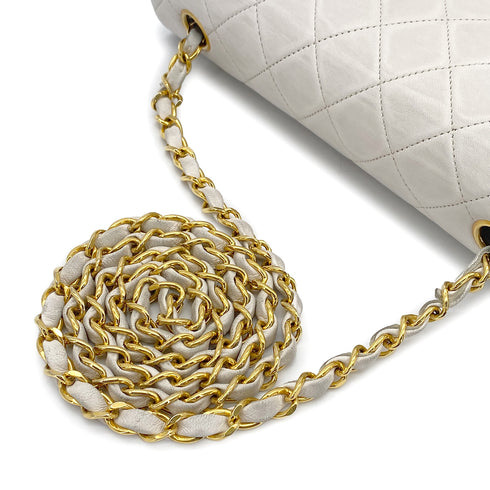 VINTAGE CHANEL FULL FLAP CHAIN SHUOLDER BAG WHITE LAMB SKIN GOLD HARDWARE 90321767