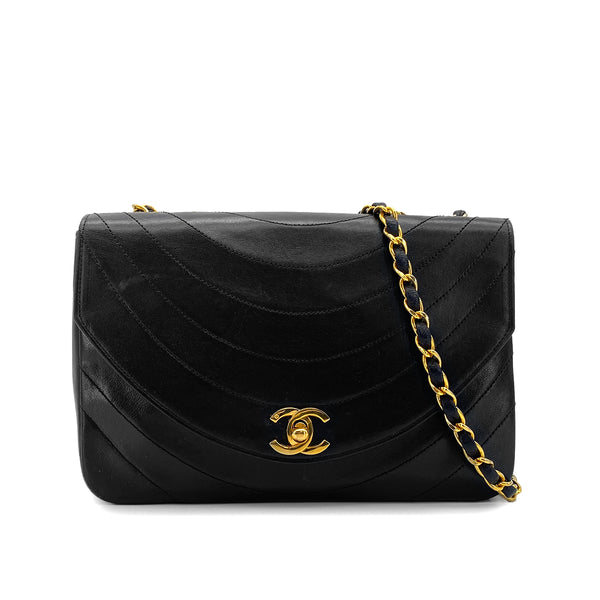 VINTAGE CHANEL HALF MOON CHAIN SHOULDER BAG BLACK LAMB SKIN 90322048