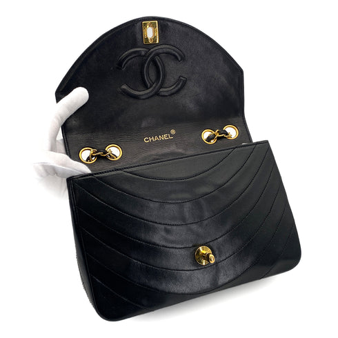 VINTAGE CHANEL HALF MOON CHAIN SHOULDER BAG BLACK LAMB SKIN 90322048