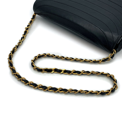 VINTAGE CHANEL HALF MOON CHAIN SHOULDER BAG BLACK LAMB SKIN GOLD HARDWARE 90315013