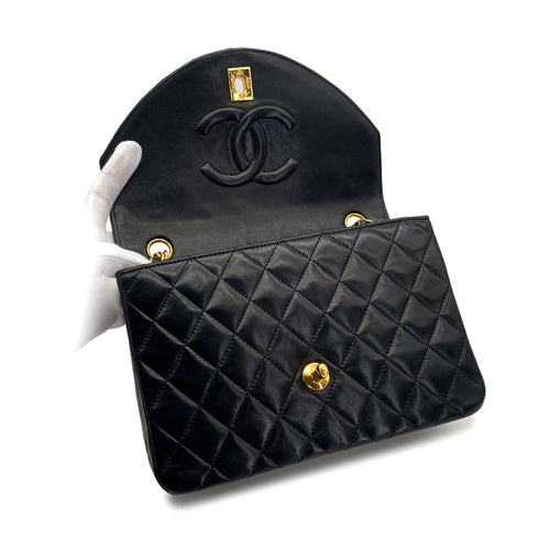 VINTAGE CHANEL HALF MOON CHAIN SHOULDER BAG BLACK LAMB SKIN GOLD HARDWARE 90317923