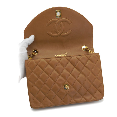 VINTAGE CHANEL HALF MOON CHAIN SHOULDER BAG BROWN LAMB SKIN GOLD HARDWARE 90318628
