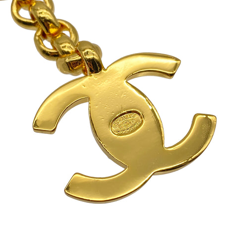 VINTAGE CHANEL KEY CHARM TURN ROCK GOLD ACCESSORY 96P 90323485