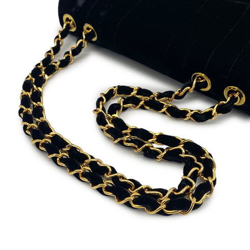 VINTAGE CHANEL MADEMOISELLE CHAIN SHOULDER BAG BLACK VELOR GOLD HARDWARE 90325613