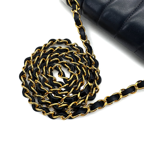 VINTAGE CHANEL MADEMOISELLE CHAIN SHOULDER BAG NAVY WHITE LAMB SKIN GOLD HARDWARE 90322940