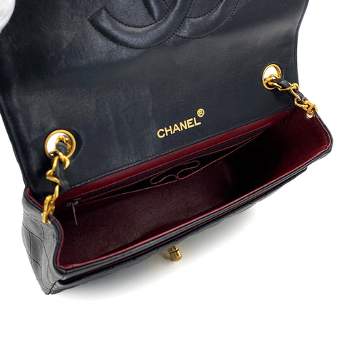 VINTAGE CHANEL MATELASSE BIG COCO CHAIN SHOULDER BAG BLACK LAMB SKIN GOLD HARDWARE 90310320