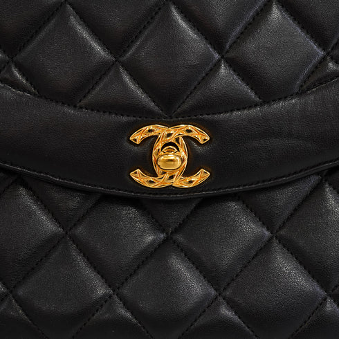 VINTAGE CHANEL MATELASSE BIJOU CHAIN SHOULDER BAG FRINGE BLACK LAMB SKIN GOLD HARDWARE 90340128