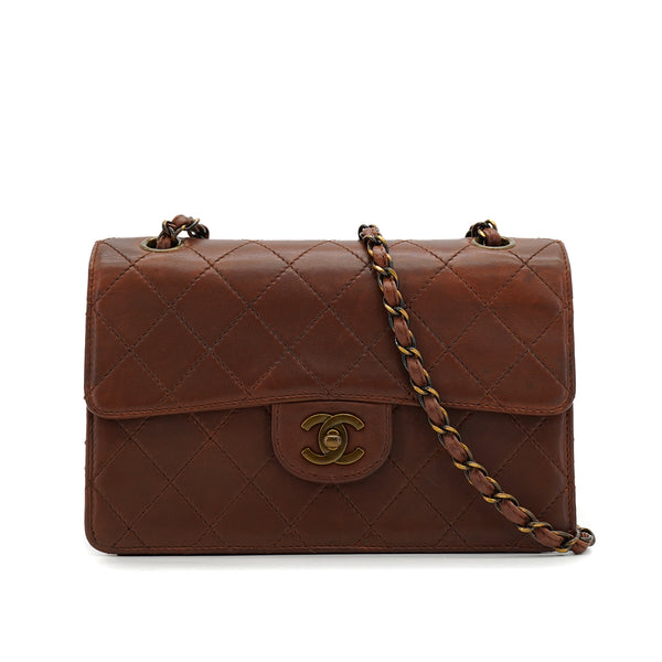 VINTAGE CHANEL MATELASSE CHAIN SHOULDER BAG BROWN LEATHER GOLD HARDWARE 90326856