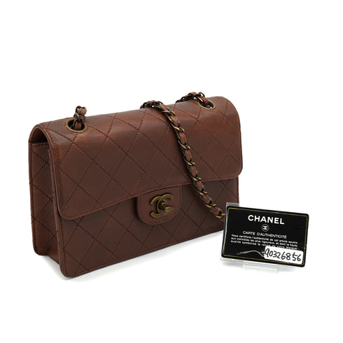 VINTAGE CHANEL MATELASSE CHAIN SHOULDER BAG BROWN LEATHER GOLD HARDWARE 90326856