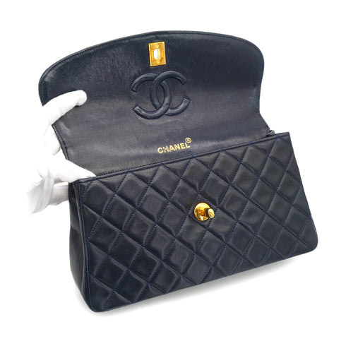 VINTAGE CHANEL MATELASSE CHAIN SHOULDER BAG NAVY LAMB SKIN GOLD HARDWARE 90340509