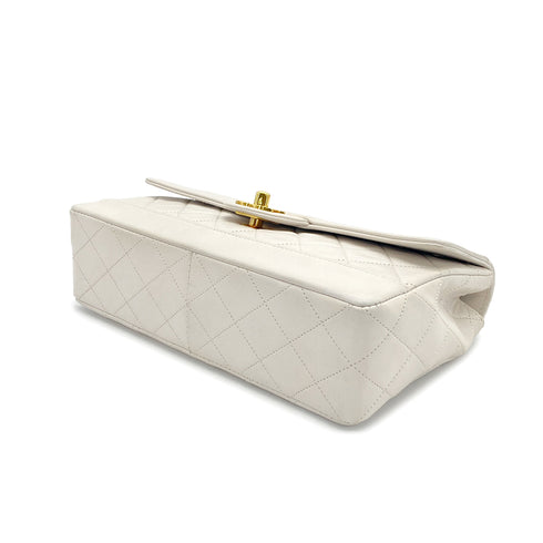 VINTAGE CHANEL MATELASSE CHAIN SHOULDER BAG WHITE LAMB SKIN GOLD HARDWARE 90324753