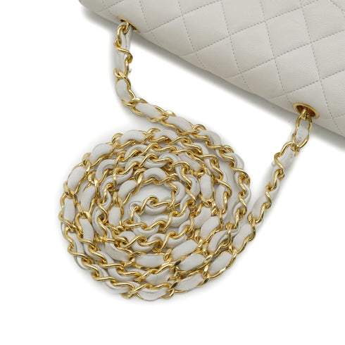 VINTAGE CHANEL MATELASSE CHAIN SHOULDER HAND BAG WHITE LAMB SKIN GOLD HARDWARE 90343615