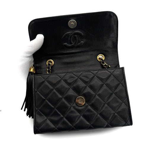 VINTAGE CHANEL MATELASSE FRINGE CHAIN SHOULDER BAG BLACK LAMB SKIN GOLD HARDWARE 90323196