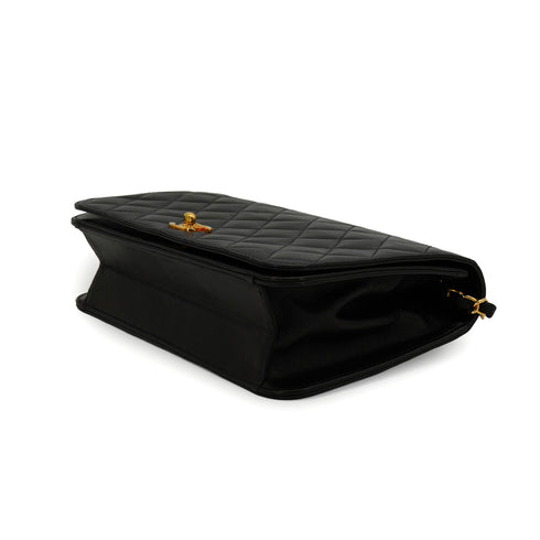 VINTAGE CHANEL MATELASSE FULL FLAP CHAIN SHOULDER BAG BLACK LAMB SKIN GOLD HARDWARE 90333182