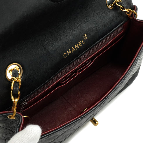 VINTAGE CHANEL MATELASSE FULL FLAP CHAIN SHOULDER BAG BLACK LAMB SKIN GOLD HARDWARE 90344380